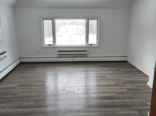 147 Bellemonte Ave APT 2, Hawley, PA 18428