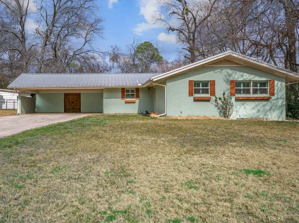 170 E Elm St, Canton, TX 75103