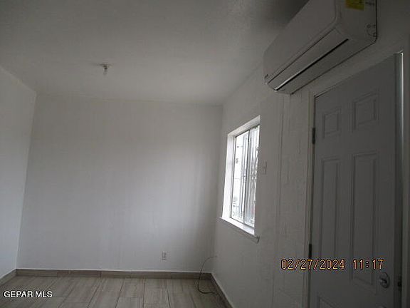 2nd image of 7143 Alameda Ave #B