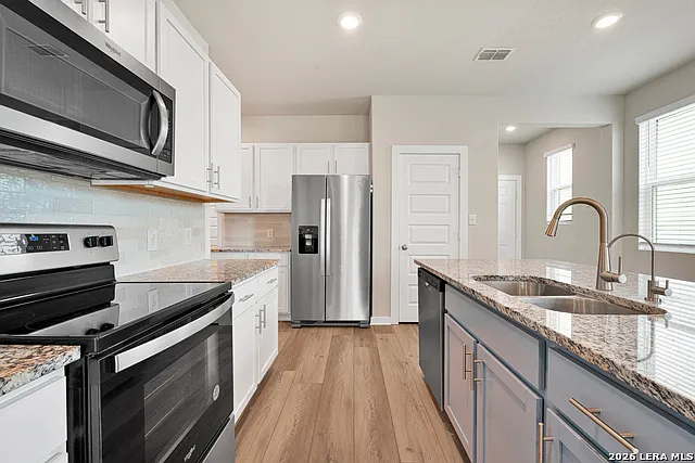 4030 Bellamy Bnd — Photo 3