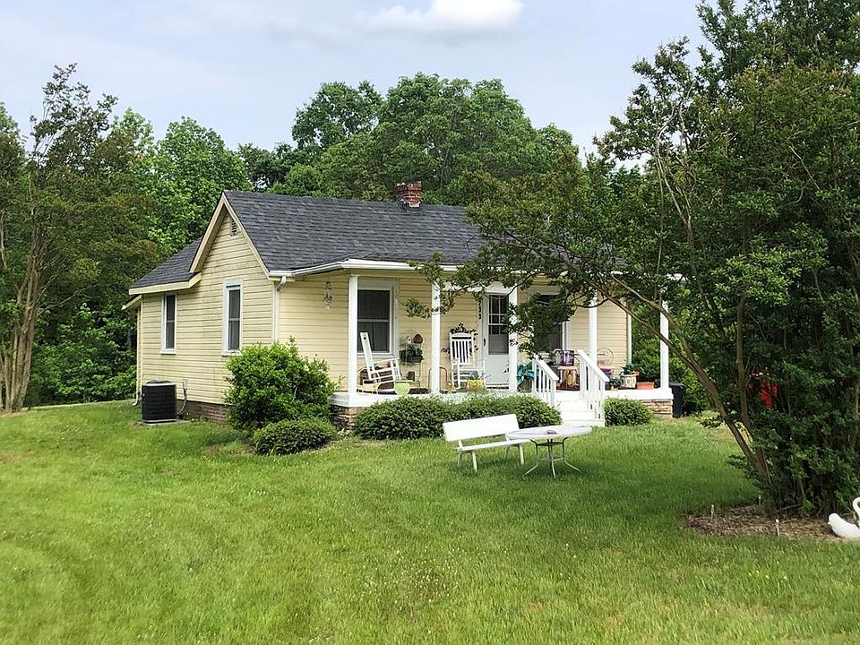 1st image of 233 Eastwood Dr