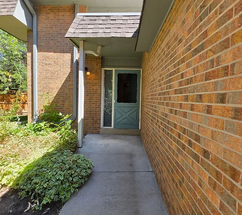 3850 Paseo Del Prado #27