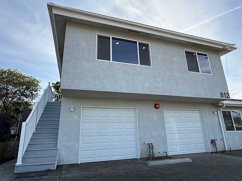 812 N Citrus Ave #2