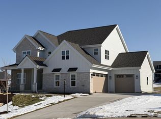 920 Carnoustie Way, Oregon, WI 53575