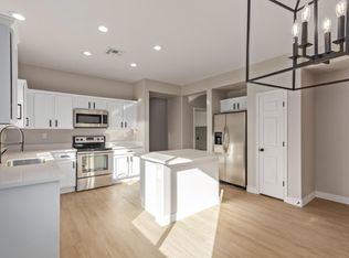 39515 N White Tail Ln, Phoenix, AZ 85086
