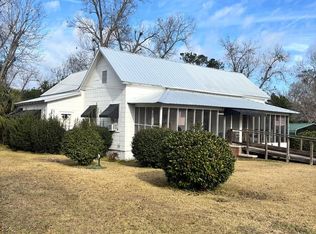 144 W Railroad Street, Warwick, GA 31796