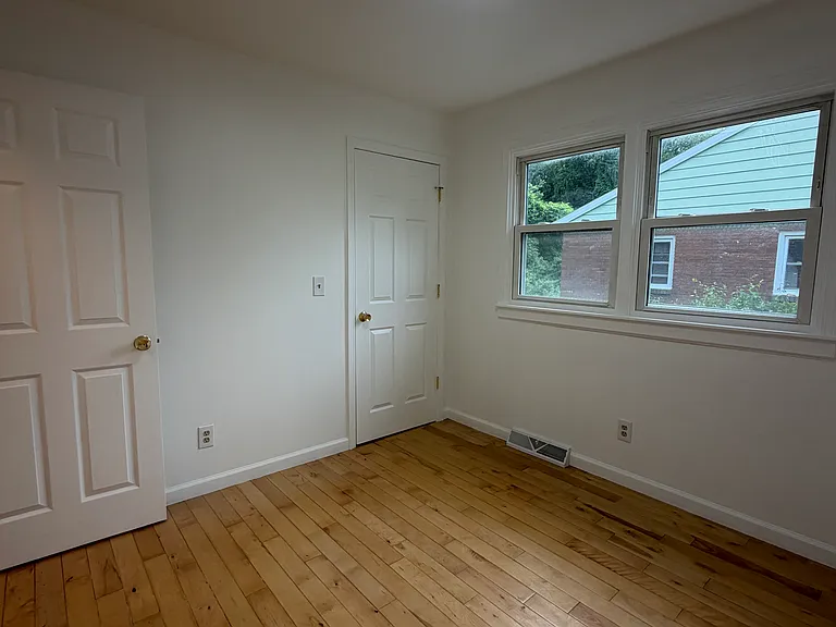 5 Saybrook Dr #B — Photo 13