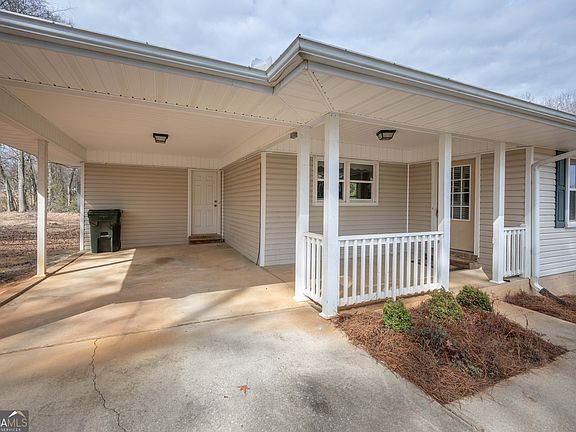 3rd image of 1737 Virgil Moon Rd