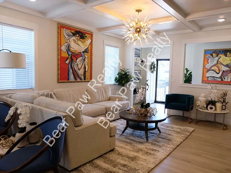 3523 Red Feather Trl — Photo 5
