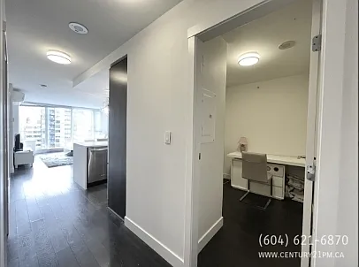 1-8288 Granville Ave #1506 — Photo 11