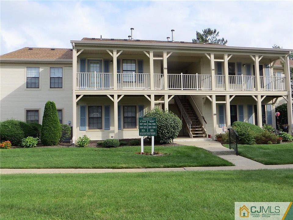 1st image of 323 Wycoff Way W