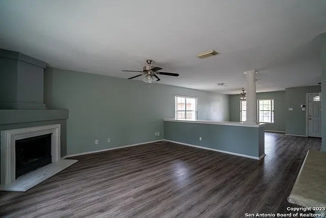 22047 Kenton Knl — Photo 10
