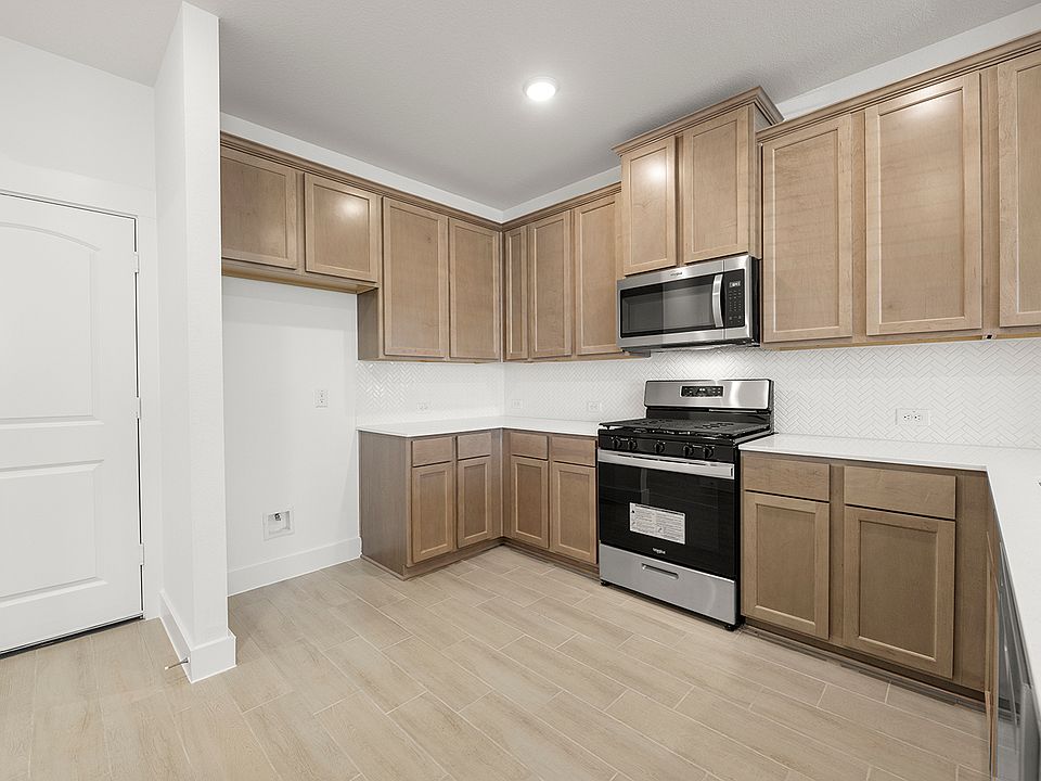 2742 Mariposa Creek Drive