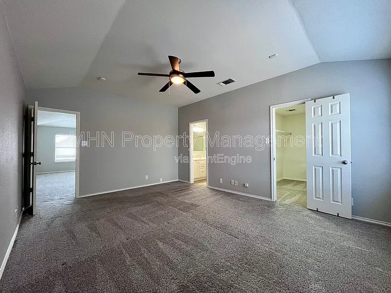 8734 Snow Goose — Photo 31