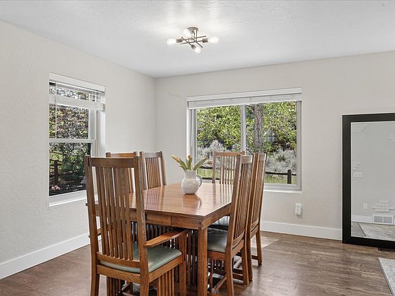 5th image of 1216 Foxcrest Dr