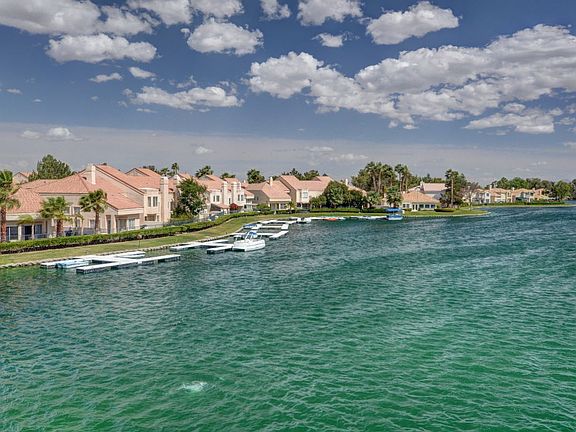 3rd image of 2992 Sun Lake Dr