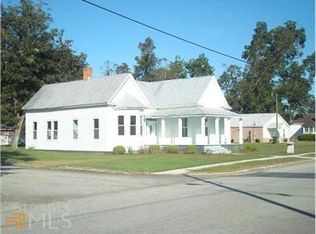 6389 Tattnall St, Claxton, GA 30417
