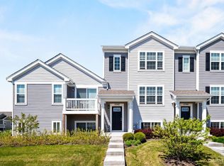 2342 Upland Rd, Hampshire, IL 60140