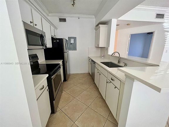 3rd image of 1000 Scotia Dr APT 101