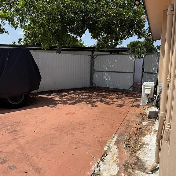 8240 NW 181st St — Photo 22
