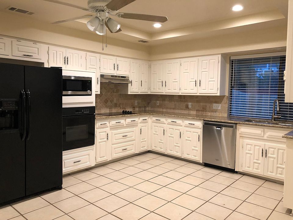1st image of 3921 Irvine Dr
