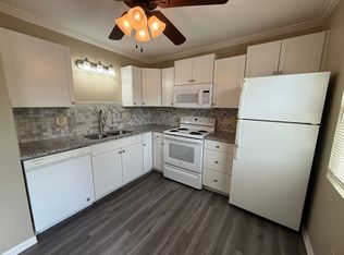 410 W Allen St, Spring Hill, KS 66083