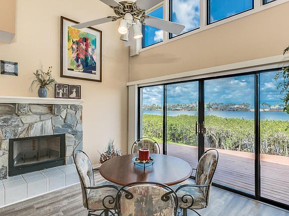 2nd image of 32 Marina Isles Blvd #2