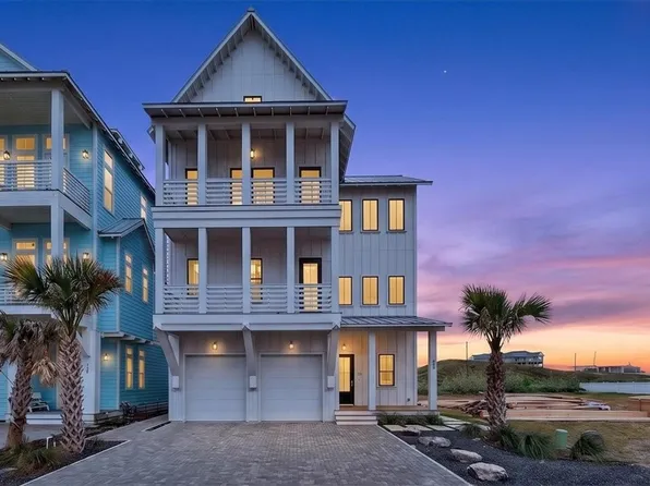127 Triton Ln, Pt Aransas, TX 78373