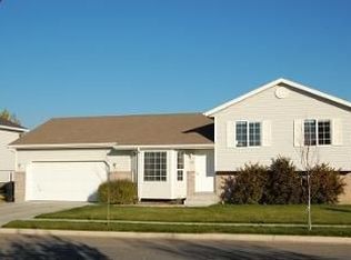 1938 N 2475 W, Clinton, UT 84015