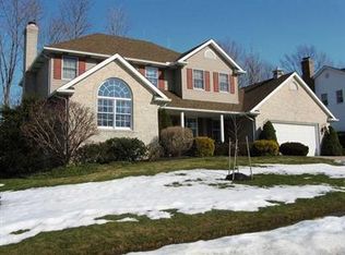 2410 Brooksboro Dr, Erie, PA 16510