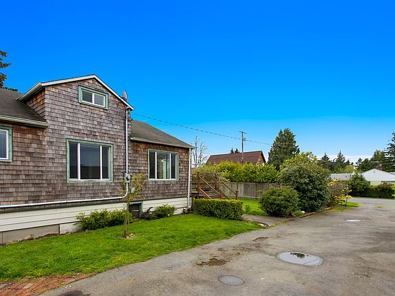 3rd image of 506 Van De Vanter Ave