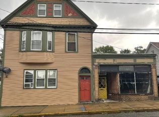 605 Tremont Ave, Orange, NJ 07050
