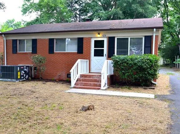 121 Olive St, Pineville, NC 28134