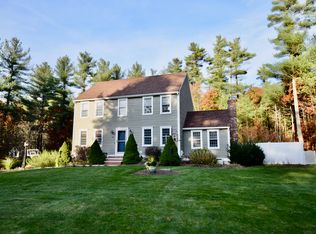 6 Bittersweet Rd, Lakeville, MA 02347