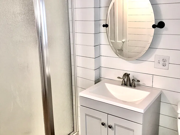 407 Willis Ave #2 — Photo 6