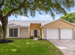 12015 Monument Valley Dr, Houston, TX 77067