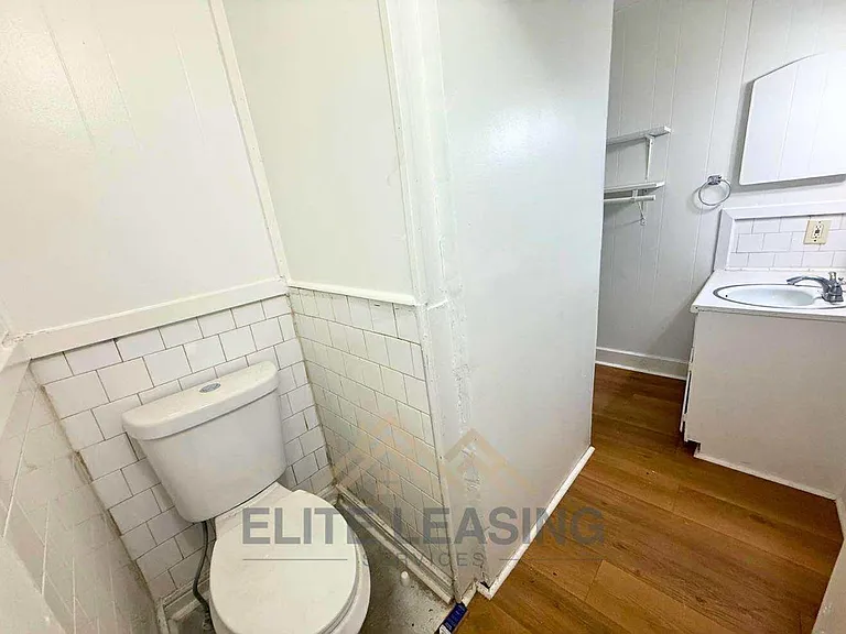 1441 SW Van Buren St — Photo 5