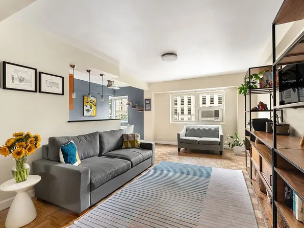 235 Adams St APT 4H, Brooklyn, NY 11201