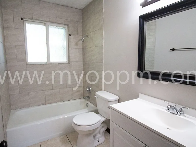 2903 N 76th St — Photo 8