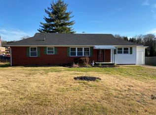 424 Highland Dr, Clinton, TN 37716