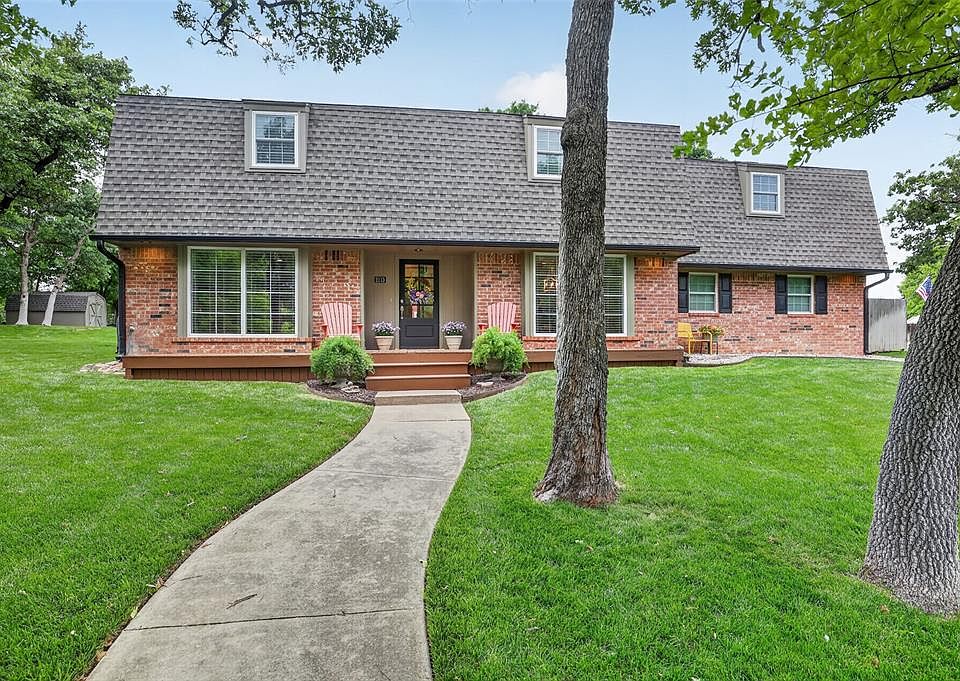 1st image of 2113 Hummingbird Ln