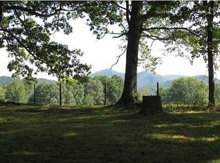 589 Enka Lake Rd, Candler, NC 28715