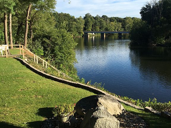 185 ft RIVER FRONT PROPERTY
