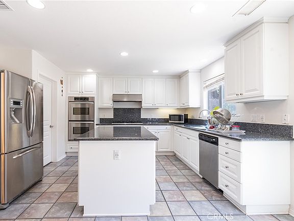 4th image of 908 Larable Ct