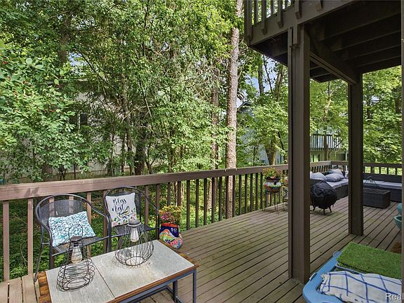 4th image of 6608 Red Cedar Ln