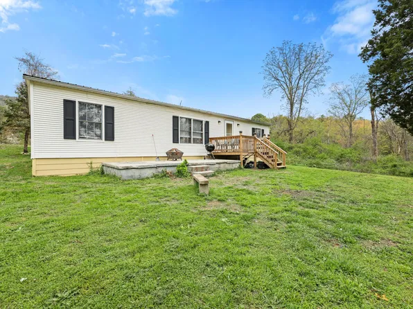 11061 Matthew Rd, Soddy Daisy, TN 37379
