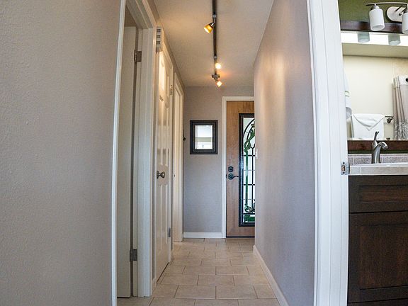 5th image of 125 3rd Ave APT 600