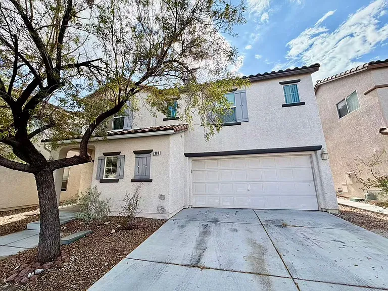 7983 Dutch Villas St — Photo 2