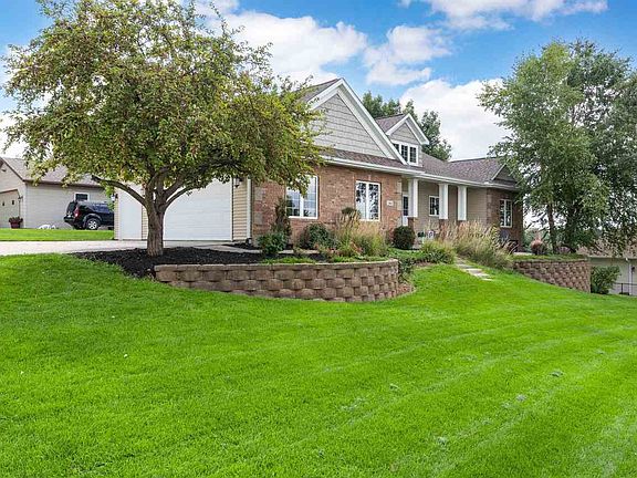 3rd image of 2861 Diamond Mil Ln