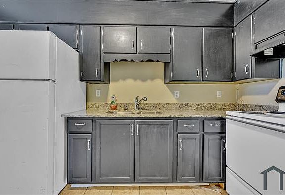 4th image of 7701 7th Ave S #7703A